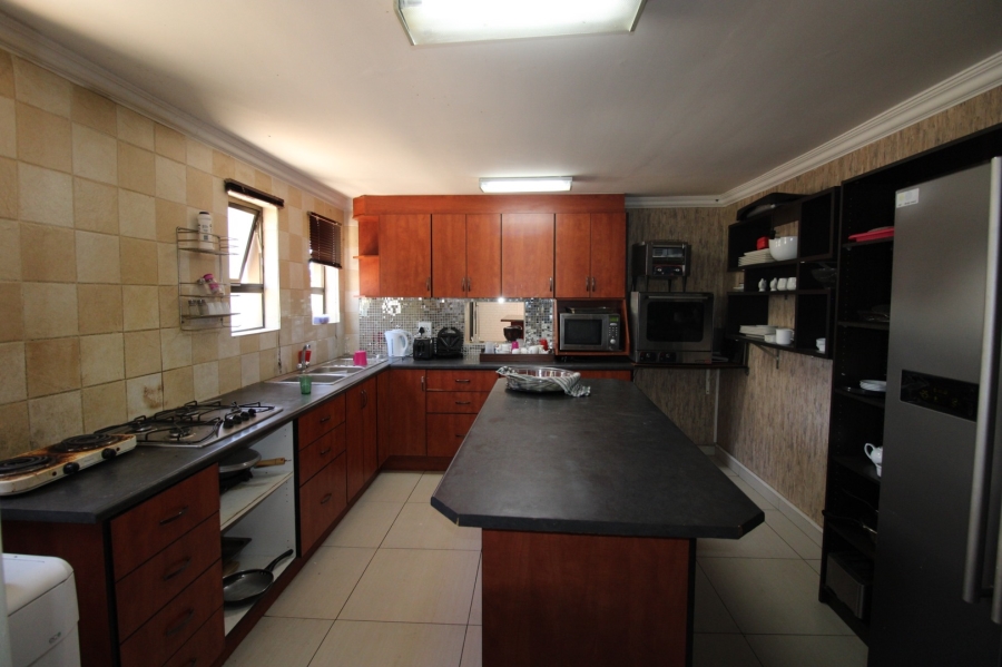 15 Bedroom Property for Sale in Langenhovenpark Free State